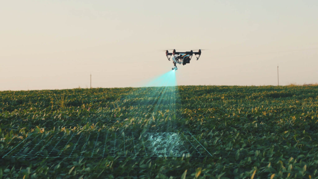 Ứng dụng của máy bay không người lái trong nông nghiệp may bay khong nguoi lai ung dung de kiem soat nguon nuoc nong nghiep DRONE1 Forum Máy bay nông nghiệp hiện đại cũng được ứng dụng để hỗ trợ theo dõi và quản lý hệ thống tưới tiêu
