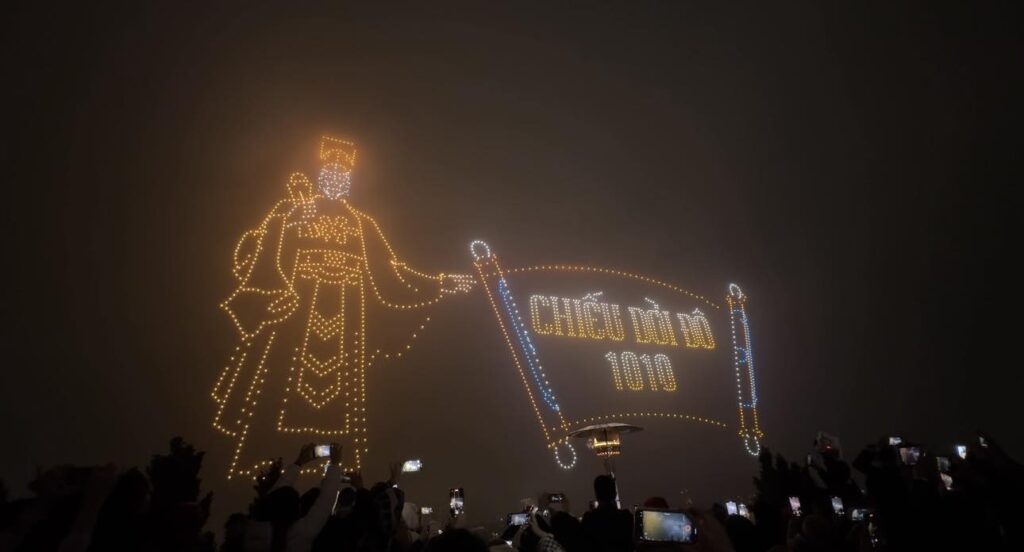 Drone light là gì? Công nghệ trình diễn Drone Light Show ung dung cua drone light show DRONE1 Forum ứng dụng của công nghệ trình diễn drone light show