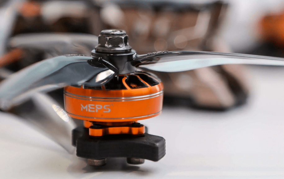 Động cơ không chổi than là gì? Ứng dụng và lợi ích dong co khong choi than flycam min DRONE1 Forum Động cơ không chổi than của flycam