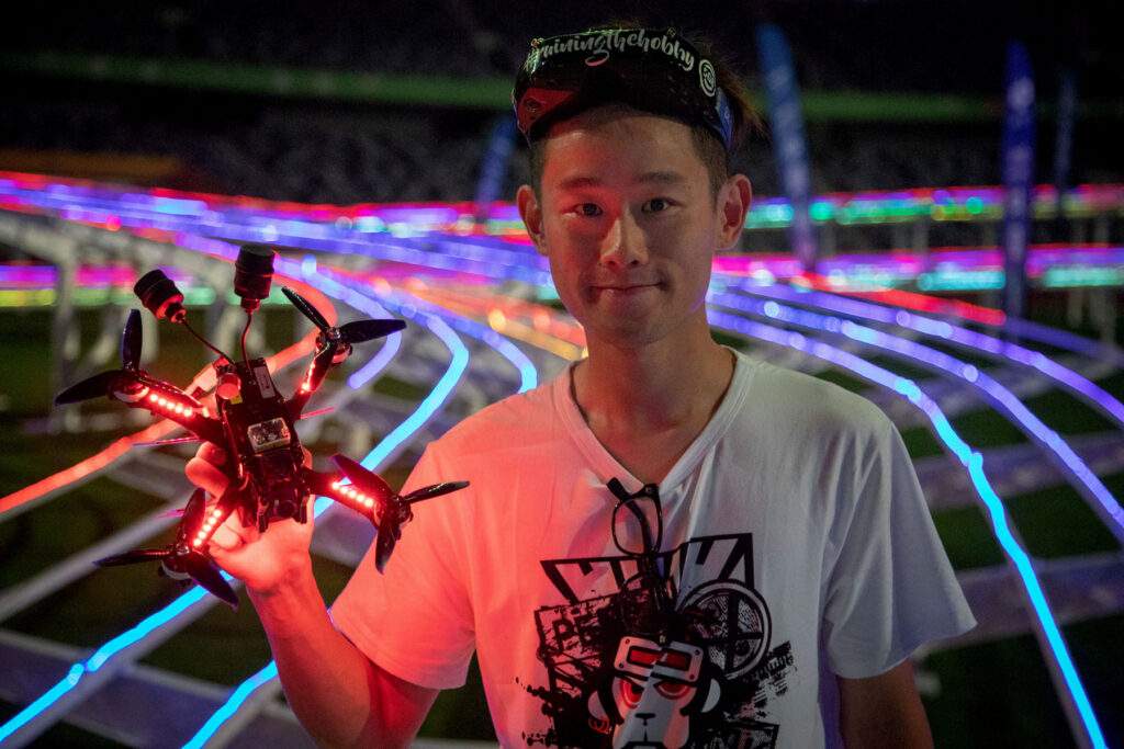 FPV là gì? FPV Drone là gì? Tìm hiểu tất cả mọi thứ dua fpv drone 2 DRONE1 Forum Thi đấu đua FPV drone chuyên nghiệp