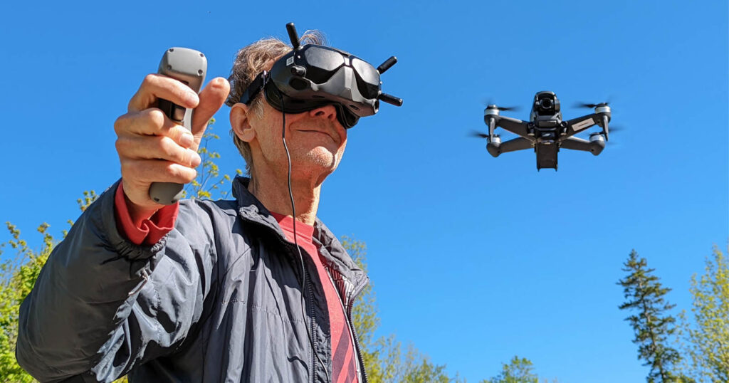 FPV là gì? FPV Drone là gì? Tìm hiểu tất cả mọi thứ fpv drone la gi DRONE1 Forum Sử dụng FPV drone với kính DJI FPV Goggles