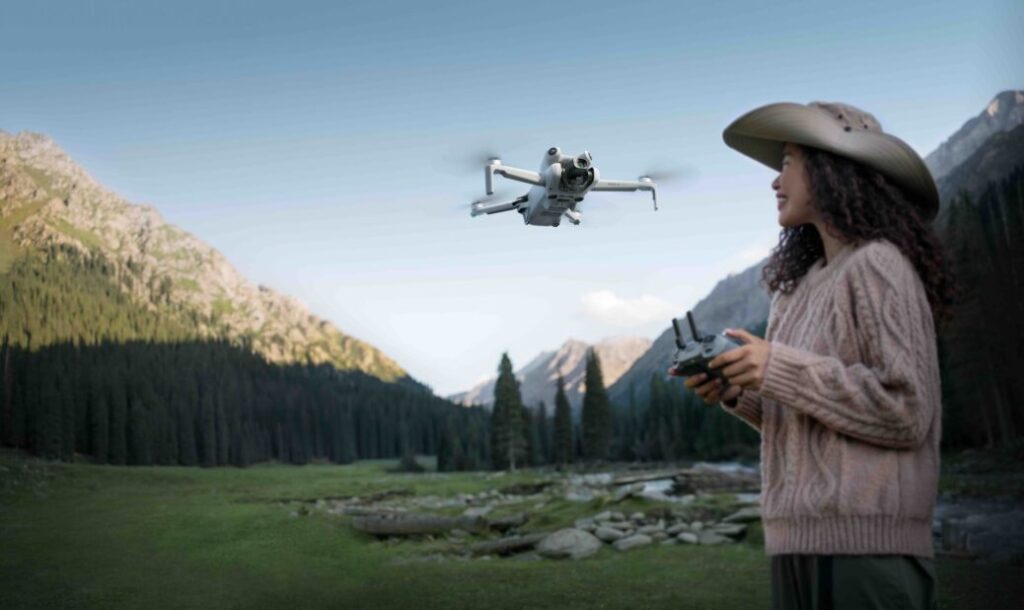 Tổng hợp 4 mẫu flycam bay xa 20km hot nhất hiện nay tieu chi lua chon mua flycam DRONE1 Forum Tiêu chí chọn mua flycam tầm bay 20km